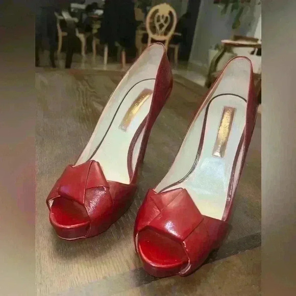 Rupert Sanderson Red Patent Leather Pumps - Picture 1 of 7